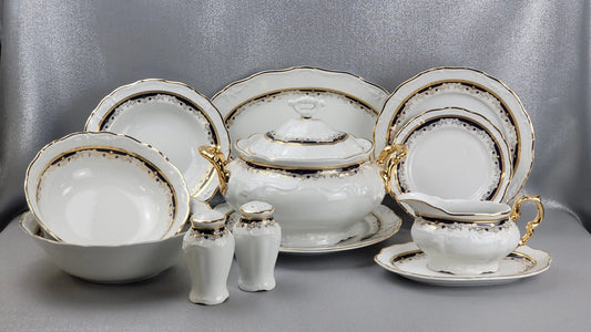 The porcelain dinner set for 6 persons, 26 pcs., Marie Louise by Thun 1794 a.s..