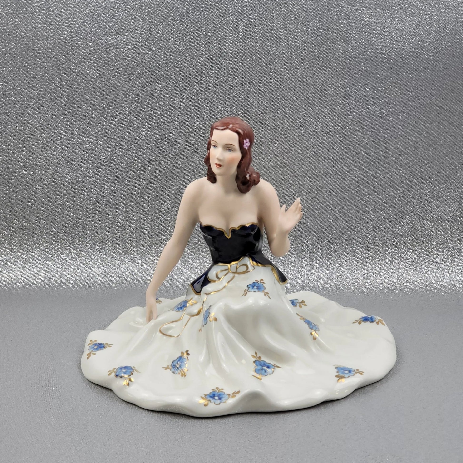 Porcelain figurine | BOUTIQUE PRAGA